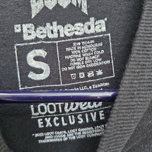 DOOM Retro Character Group Officially Licensed Men's Graphic Long Sleeve Mens Sm - Picture 4 of 5